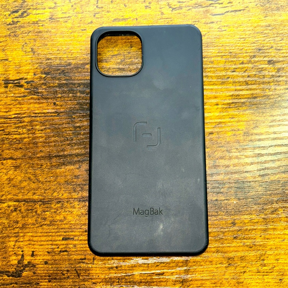 iPhone 13 Magnetic Case - sticks to anything metal